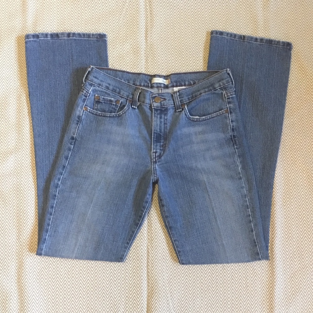 Women’s Levi’s 515 - Light Wash - Size 8 Long